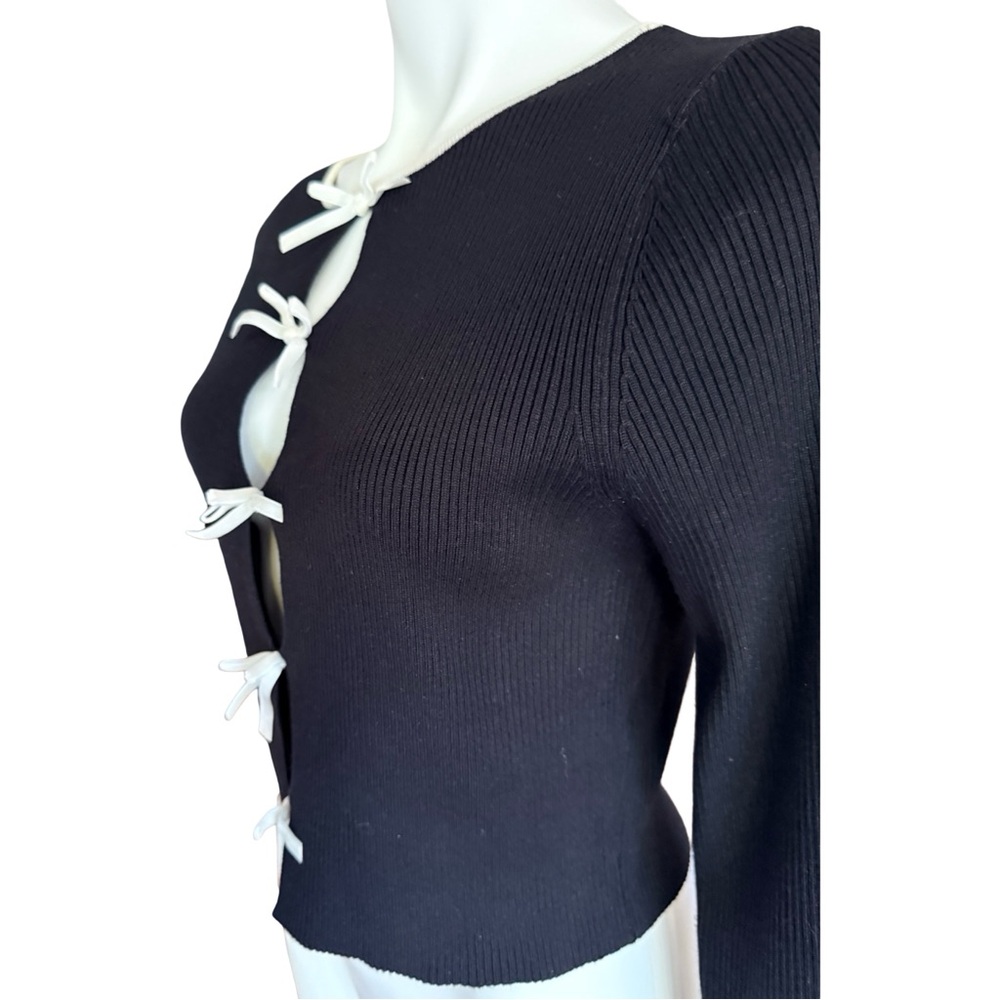 Almost Famous Black and White Bow Accent Long Sleeve Top - Picture 2 of 5